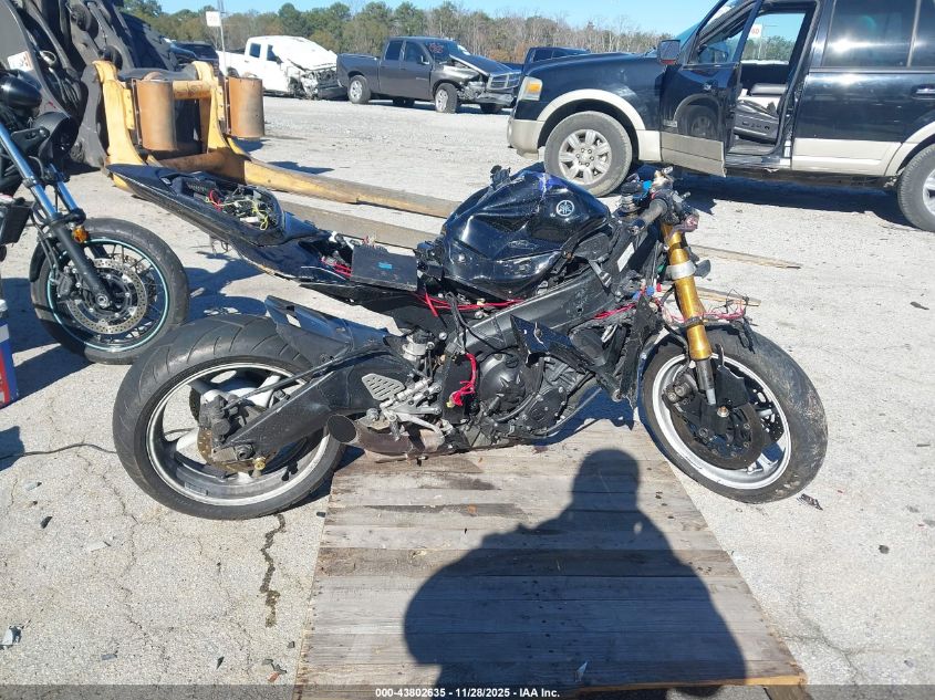 2009 Yamaha Yzfr6 VIN: JYARJ16E79A011187 Lot: 43802635