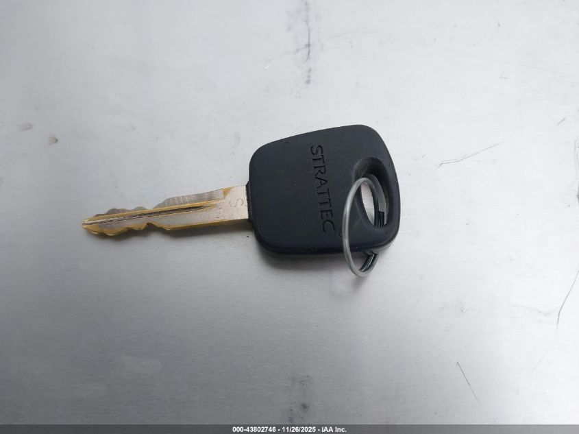 2003 Ford F-150 Xl/Xlt VIN: 1FTRF17243NB92825 Lot: 43802746