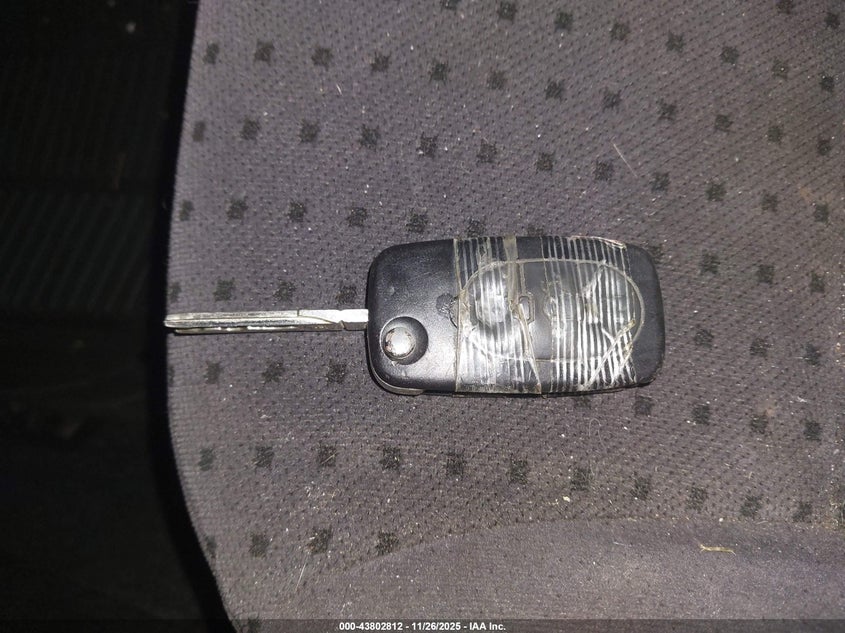 2000 Volkswagen Jetta Gls VIN: 3VWSA29M8YM100814 Lot: 43802812