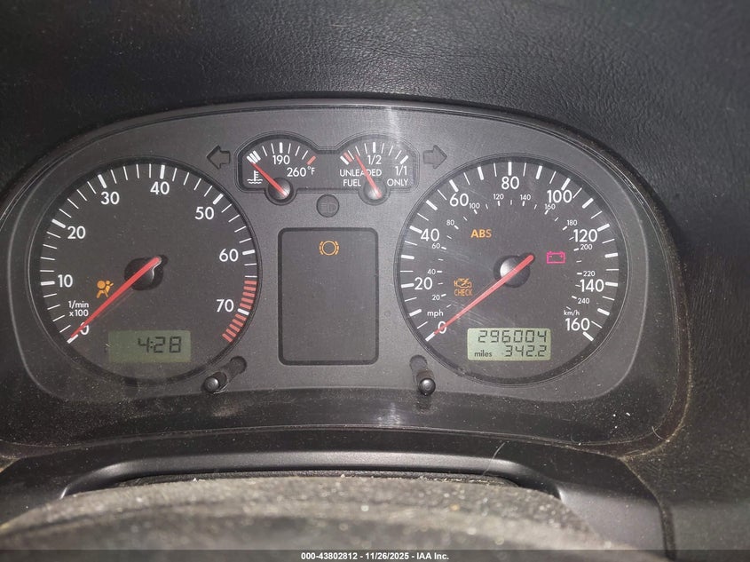 2000 Volkswagen Jetta Gls VIN: 3VWSA29M8YM100814 Lot: 43802812