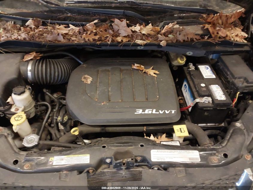 2011 Dodge Grand Caravan Crew VIN: 2D4RN5DGXBR710760 Lot: 43802909