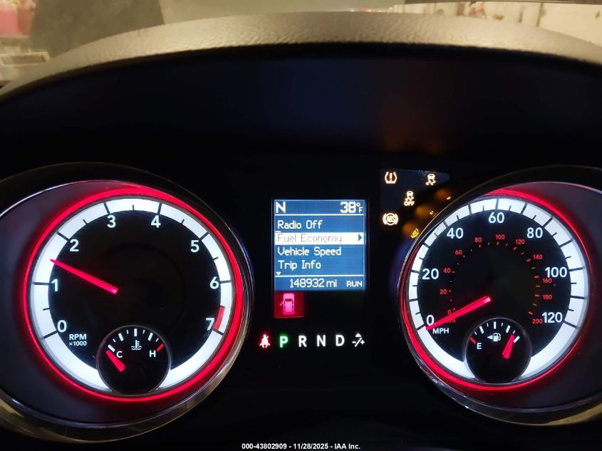 2011 Dodge Grand Caravan Crew VIN: 2D4RN5DGXBR710760 Lot: 43802909