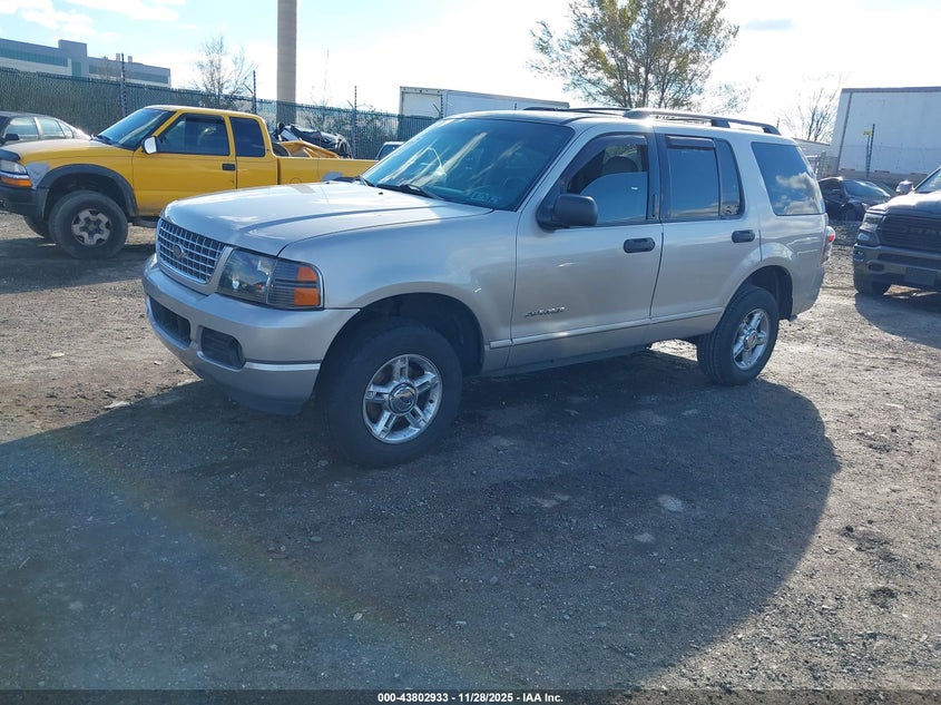 1FMZU73K64UB86607 2004 FORD EXPLORER photo no. 2