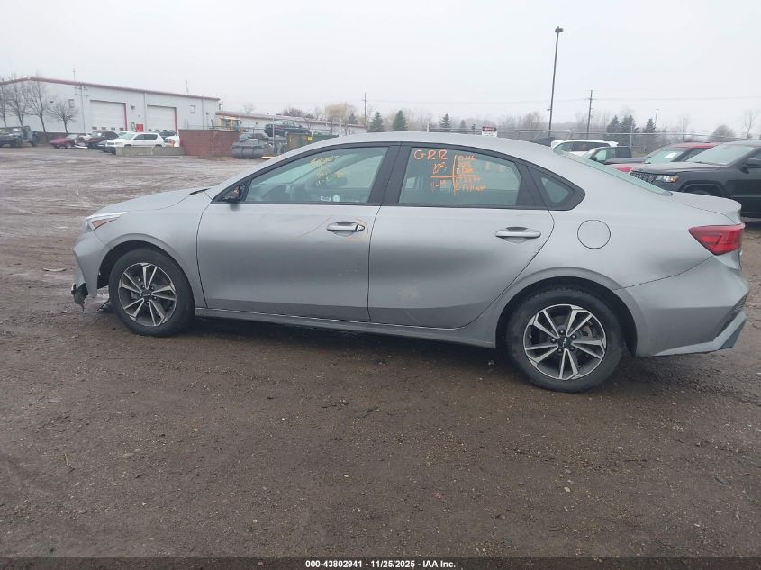 2024 Kia Forte Lxs VIN: 3KPF24AD9RE763751 Lot: 43802941