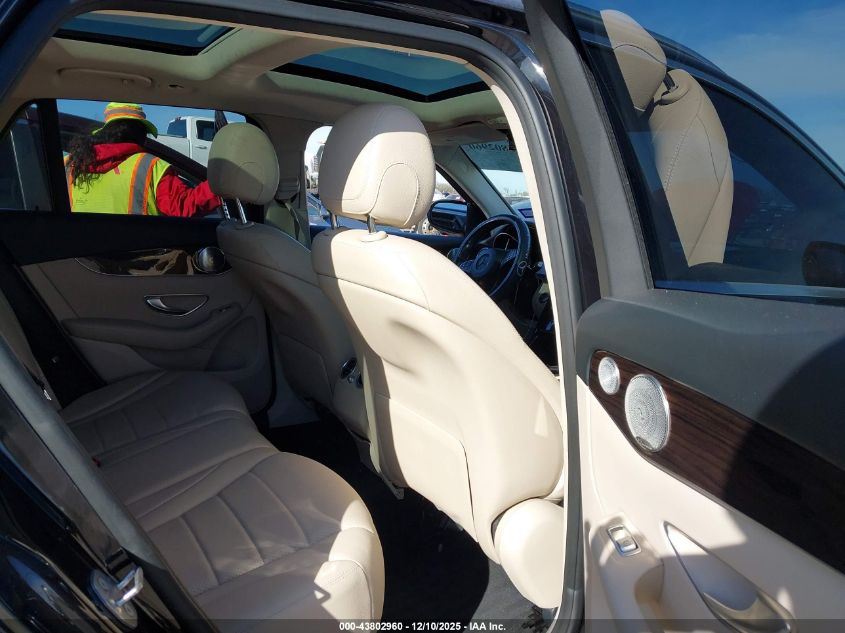 2017 Mercedes-Benz Glc 300 VIN: WDC0G4JB2HF141187 Lot: 43802960