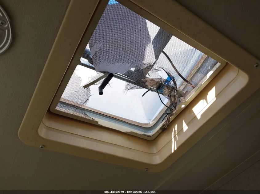 2018 Puma Xle Lite 30Dbsc VIN: 5ZT2PUVB6J4000051 Lot: 43802979