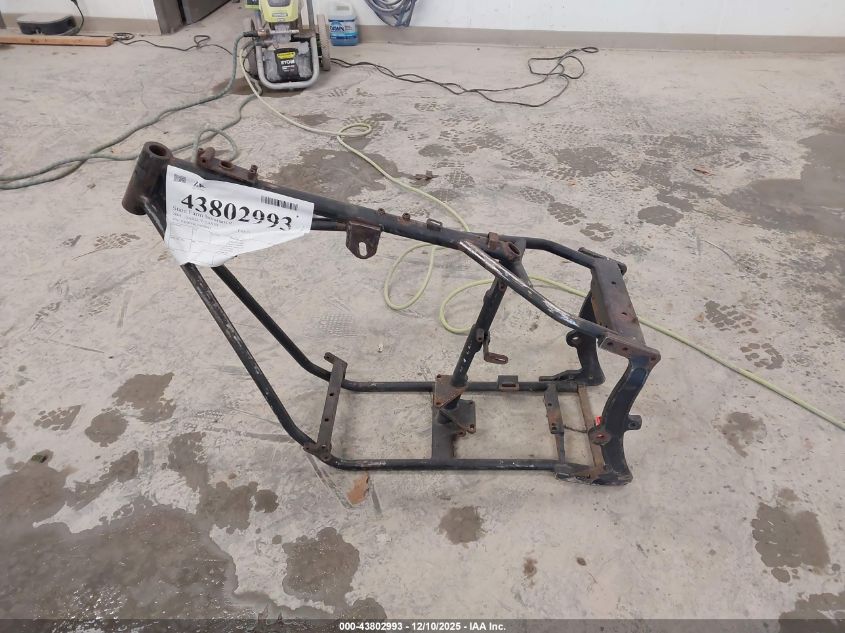 2004 Harley-Davidson Fxsti VIN: 1HD1BVB134Y028463 Lot: 43802993