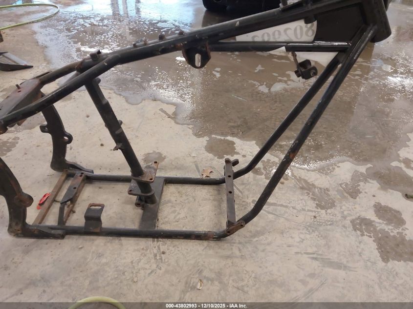 2004 Harley-Davidson Fxsti VIN: 1HD1BVB134Y028463 Lot: 43802993