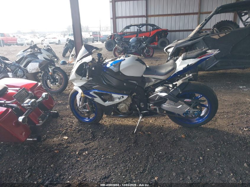 2014 BMW Hp4 VIN: WB10D1103EZL19787 Lot: 43803055