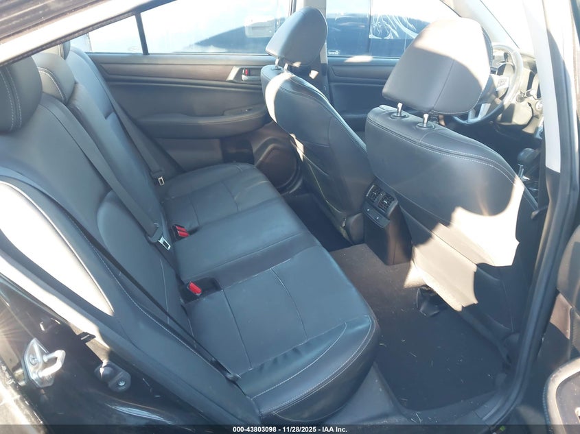 2015 Subaru Legacy 2.5I Limited VIN: 4S3BNAN63F3073092 Lot: 43803098