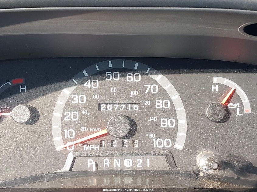 2002 Ford E-250 Commercial VIN: 1FTNE24222HB28906 Lot: 43803113