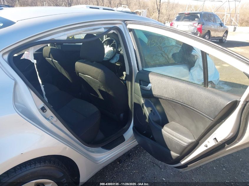 2018 Kia Forte Lx VIN: 3KPFK4A74JE188862 Lot: 43803135