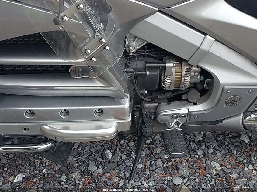 2015 Honda Gl1800 VIN: JH2SC68G2FK300728 Lot: 43803226