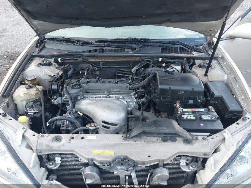 2005 Toyota Camry Xle VIN: 4T1BE32K45U038305 Lot: 43803250