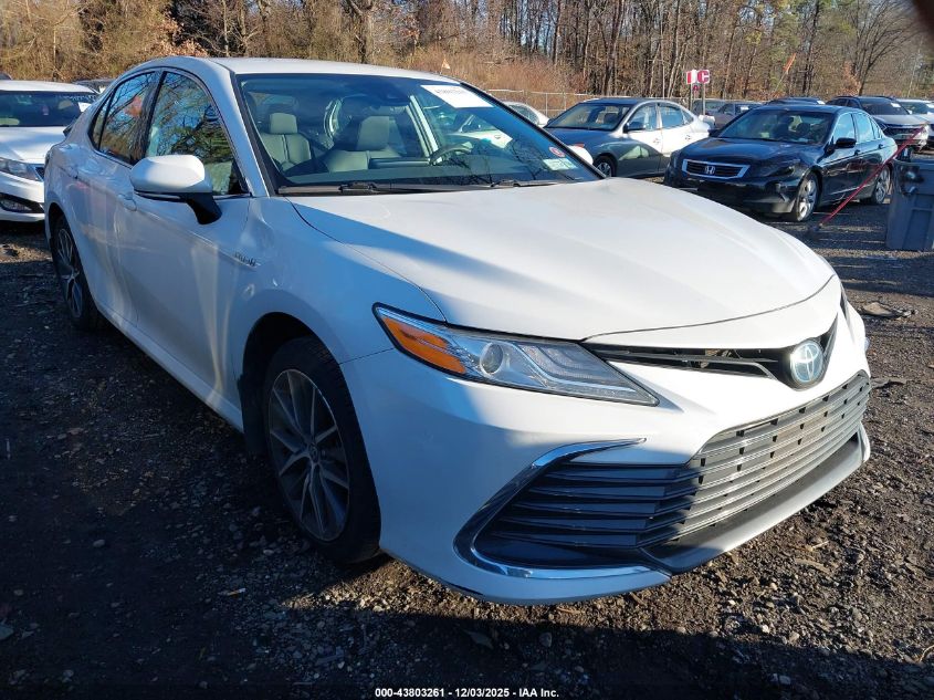 TOYOTA CAMRY HYBRID XLE HYBRID