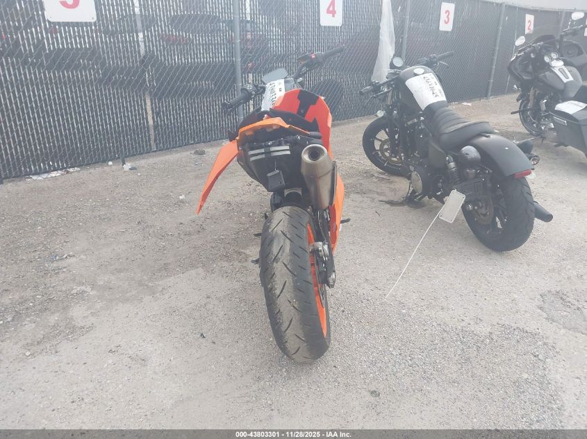 2020 Ktm 790 Duke VIN: VBKTU6404LM774035 Lot: 43803301