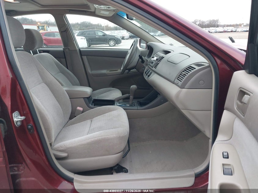 4T1BE32K94U340901 2004 TOYOTA CAMRY photo no. 5