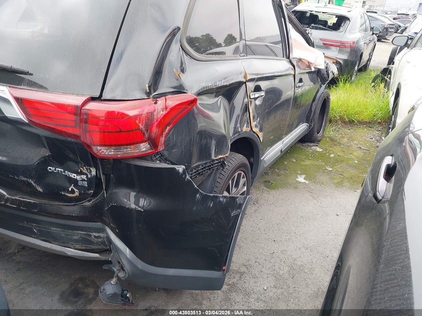 2018 Mitsubishi Outlander Se