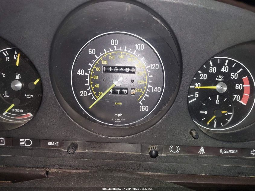 1983 Mercedes-Benz 380 Sl VIN: WDBBA45A1DB021379 Lot: 43803557