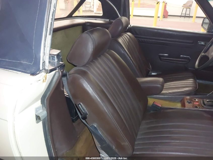 1983 Mercedes-Benz 380 Sl VIN: WDBBA45A1DB021379 Lot: 43803557