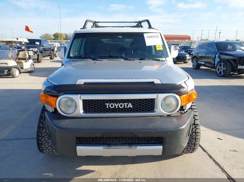 2008 Toyota Fj Cruiser VIN: JTEZU11FX8K004556 Lot: 43803628