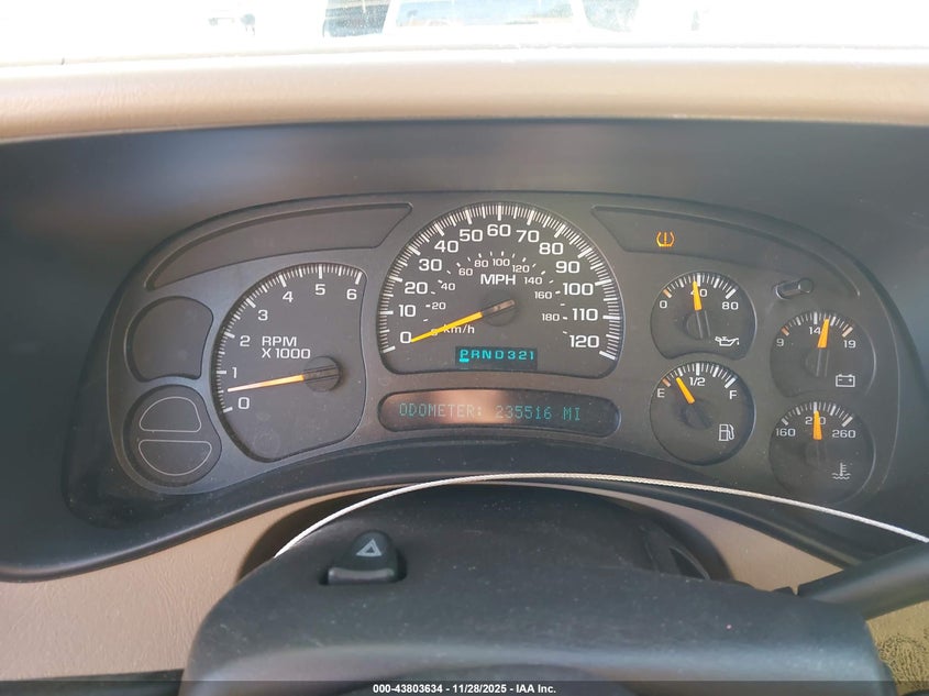 2005 Chevrolet Tahoe Lt VIN: 1GNEC13T55R116622 Lot: 43803634