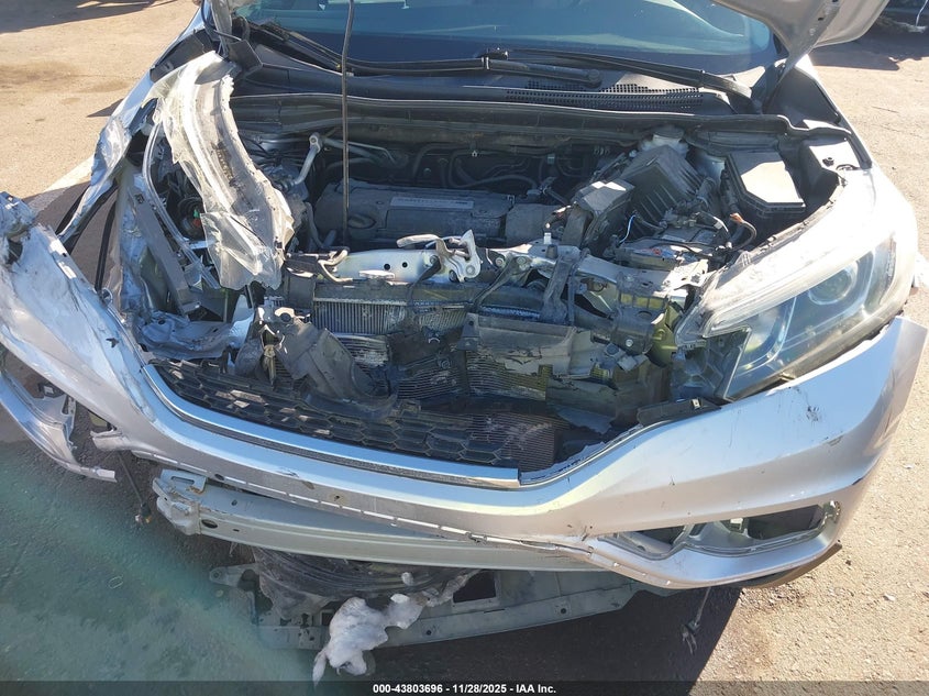 2015 Honda Cr-V Touring VIN: 5J6RM4H98FL122676 Lot: 43803696