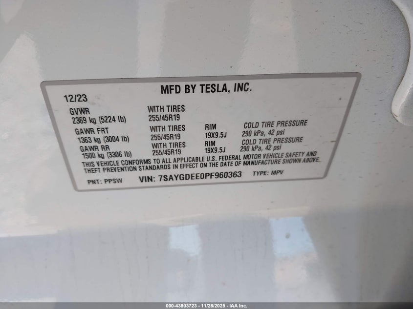2023 Tesla Model Y Awd/Long Range Dual Motor All-Wheel Drive VIN: 7SAYGDEE0PF960363 Lot: 43803723
