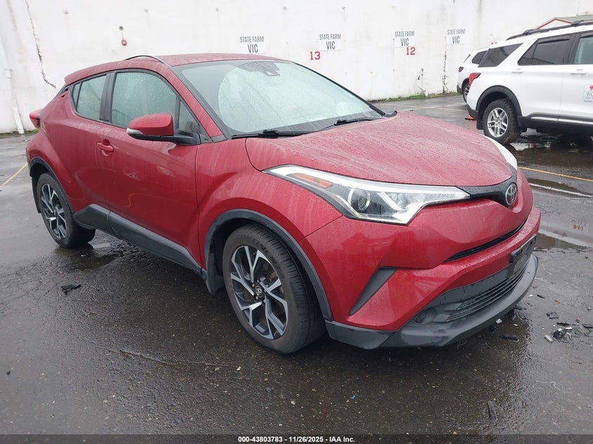 TOYOTA C-HR XLE