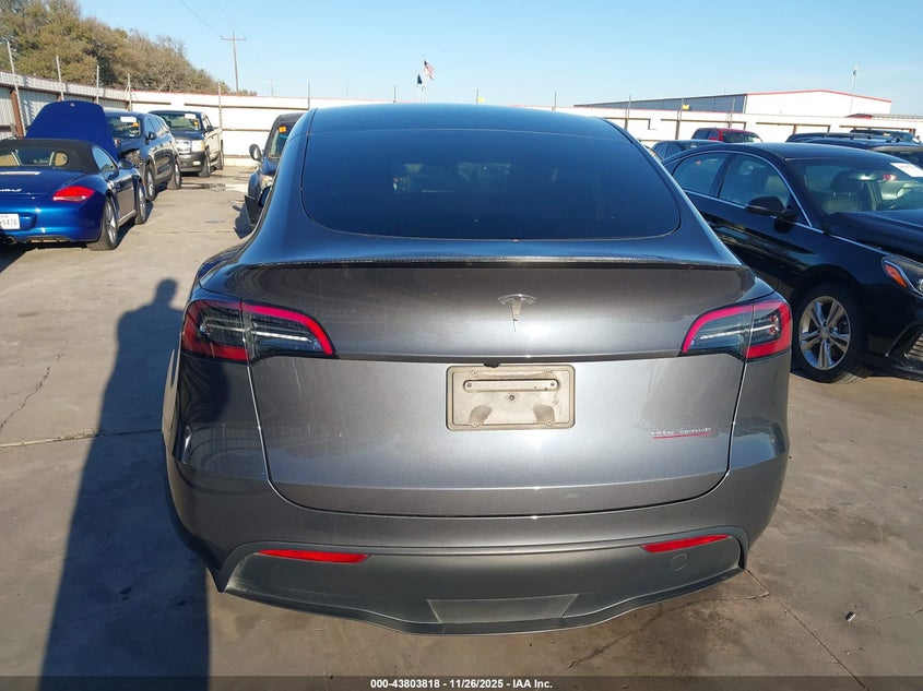 2023 Tesla Model Y Performance Dual Motor All-Wheel Drive VIN: 7SAYGDEF0PF841141 Lot: 43803818
