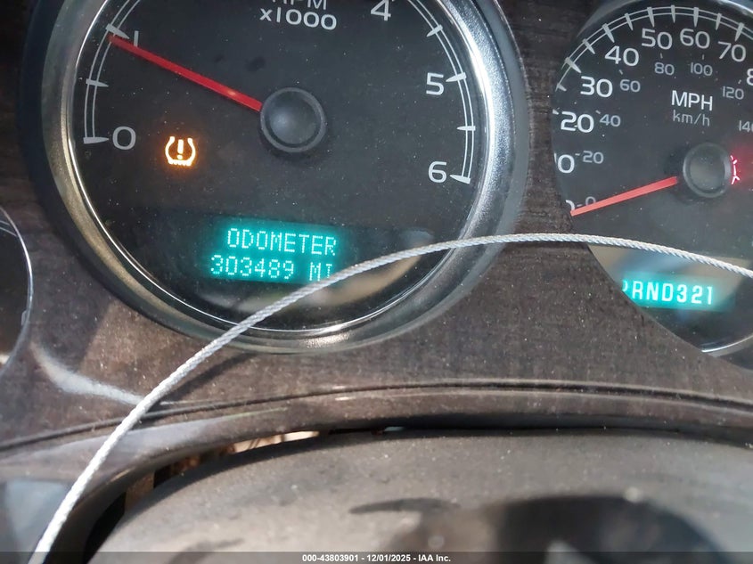 2007 Chevrolet Tahoe Ls VIN: 1GNFC13067R228696 Lot: 43803901