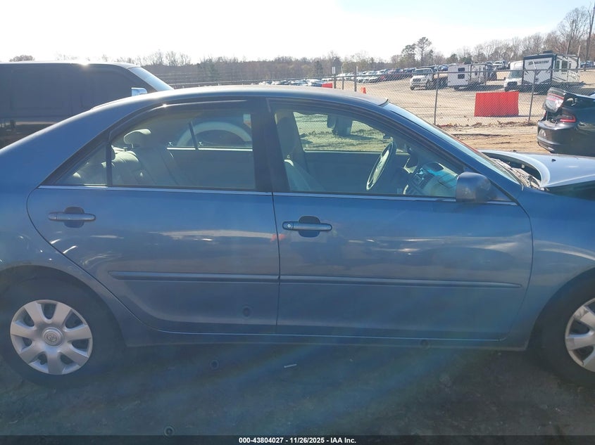 2003 Toyota Camry Le VIN: 4T1BE32K13U786930 Lot: 43804027