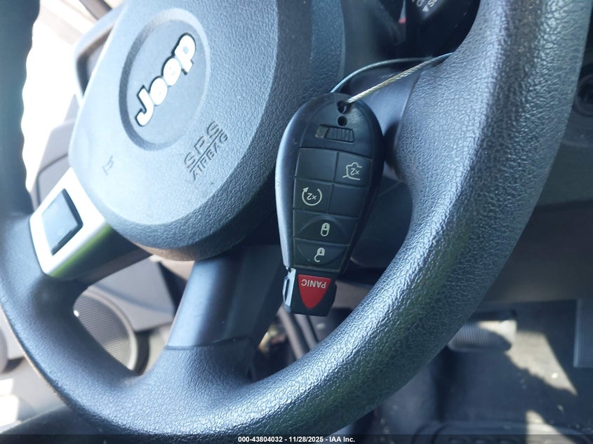 2009 Jeep Commander Sport VIN: 1J8HH48K79C539096 Lot: 43804032