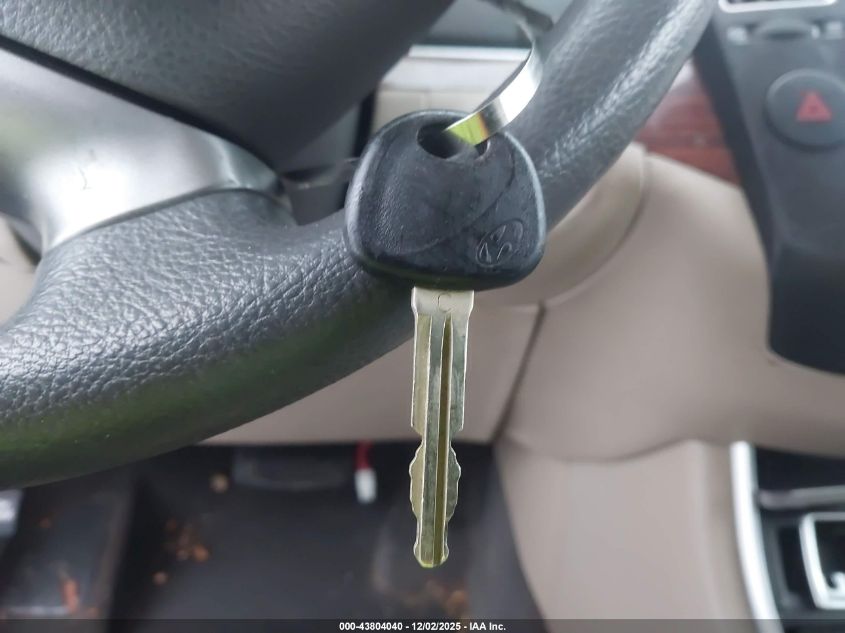 2008 Hyundai Veracruz Gls/Limited/Se VIN: KM8NU13C28U072923 Lot: 43804040