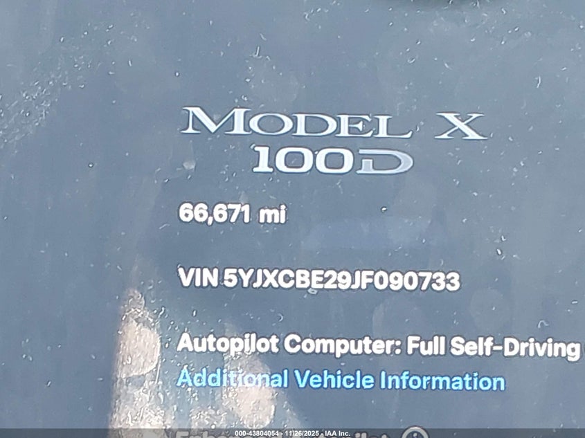 2018 Tesla Model X 100D/75D/P100D VIN: 5YJXCBE29JF090733 Lot: 43804054