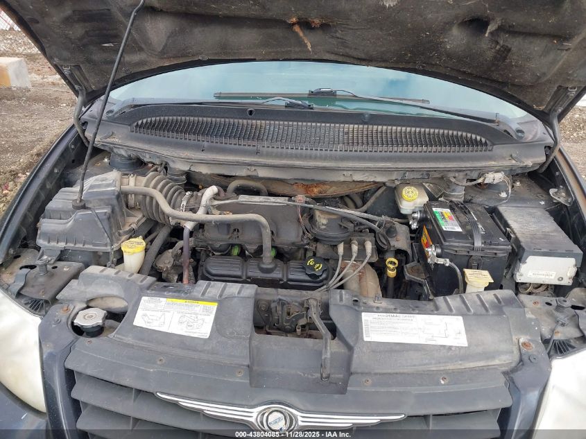 2005 Chrysler Town & Country VIN: 1C4GP45R35B269338 Lot: 43804085