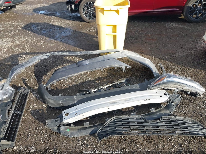 2024 Toyota Rav4 Hybrid Xle VIN: 4T3RWRFV8RU149438 Lot: 43804149