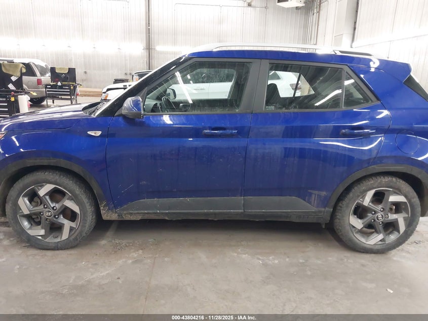 2022 Hyundai Venue Sel VIN: KMHRC8A32NU176632 Lot: 43804216