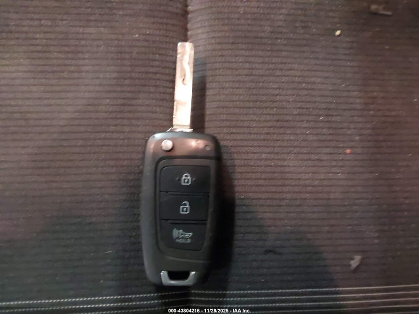 2022 Hyundai Venue Sel VIN: KMHRC8A32NU176632 Lot: 43804216