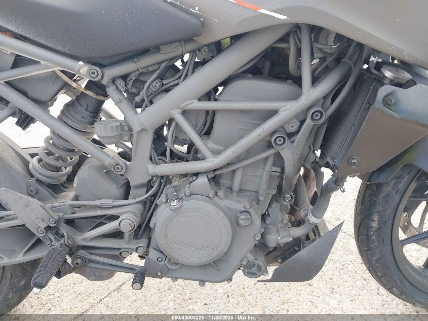 2021 Ktm 390 Duke VIN: MD2JPJ406MC246940 Lot: 43804225