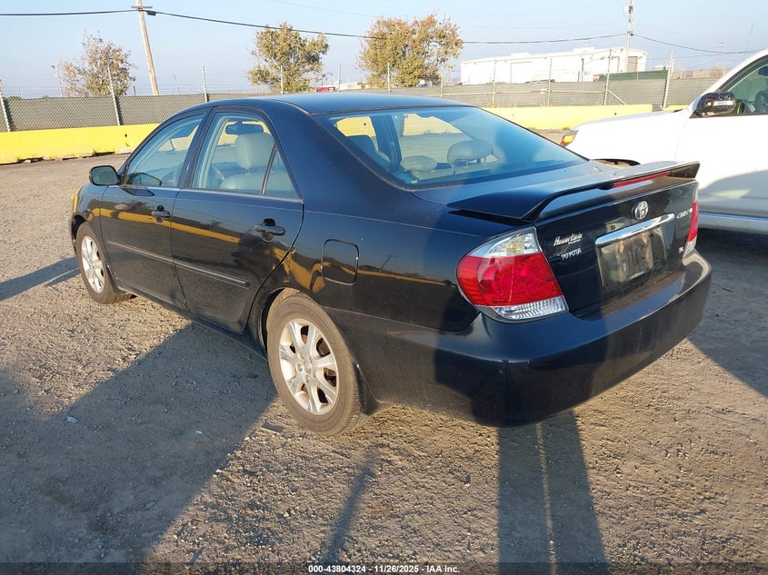 4T1BF32K15U088804 2005 TOYOTA CAMRY photo no. 3