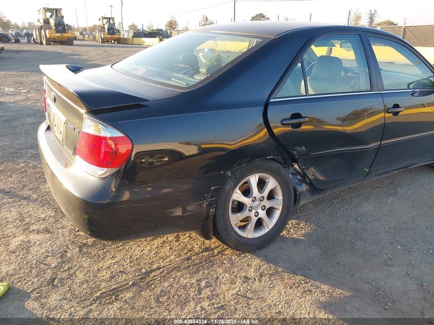 2005 Toyota Camry Xle V6 VIN: 4T1BF32K15U088804 Lot: 43804324