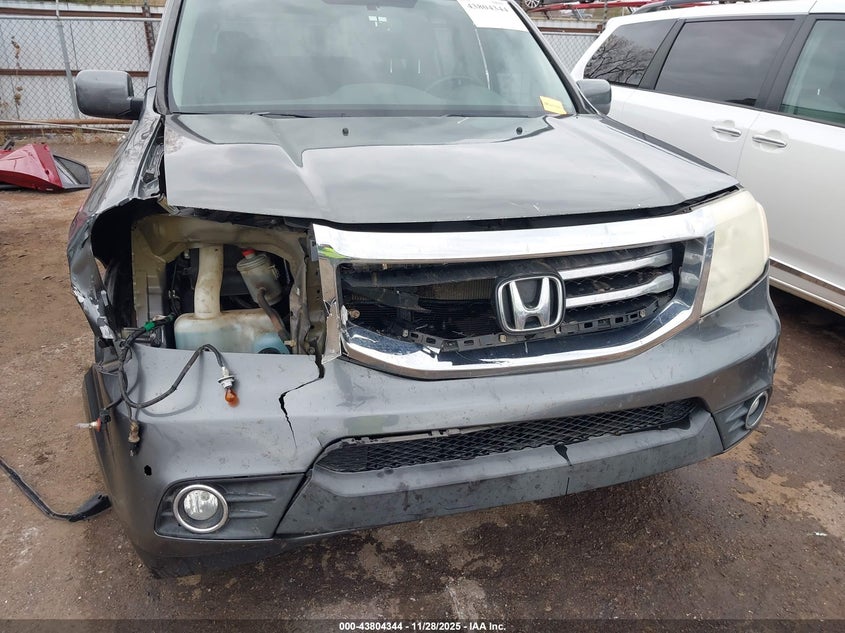 2013 Honda Pilot Touring VIN: 5FNYF4H98DB013792 Lot: 43804344