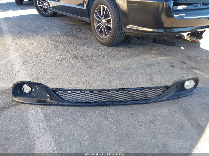 2017 Dodge Grand Caravan Sxt VIN: 2C4RDGCGXHR611779 Lot: 43804371