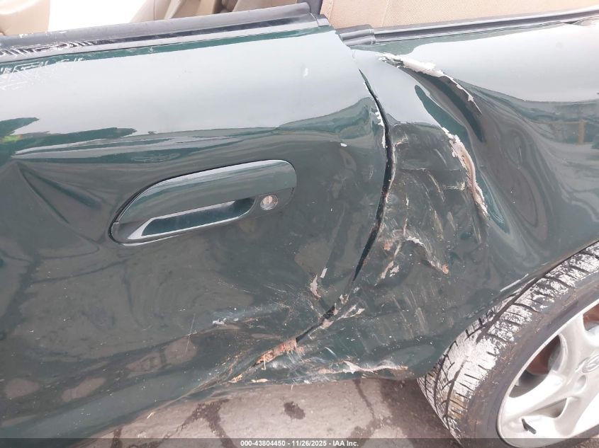 2001 Mazda Mx-5 Miata Ls/Special Edition VIN: JM1NB353610213878 Lot: 43804450