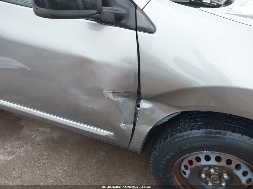 2014 Nissan Rogue Select S VIN: JN8AS5MT9EW625294 Lot: 43804460