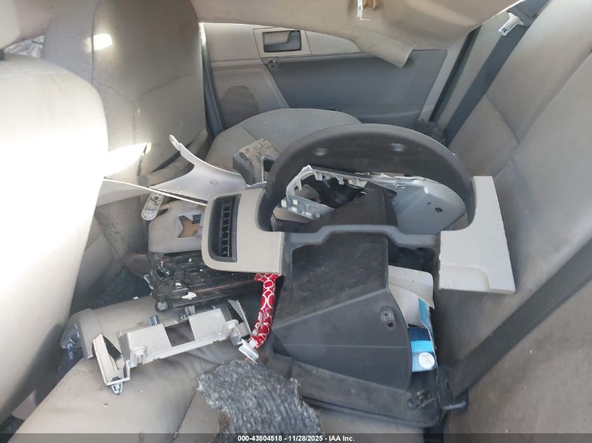 2010 Ford Focus S VIN: 1FAHP3EN0AW246605 Lot: 43804518