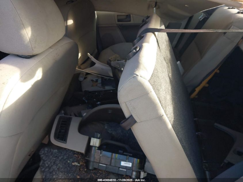 2010 Ford Focus S VIN: 1FAHP3EN0AW246605 Lot: 43804518