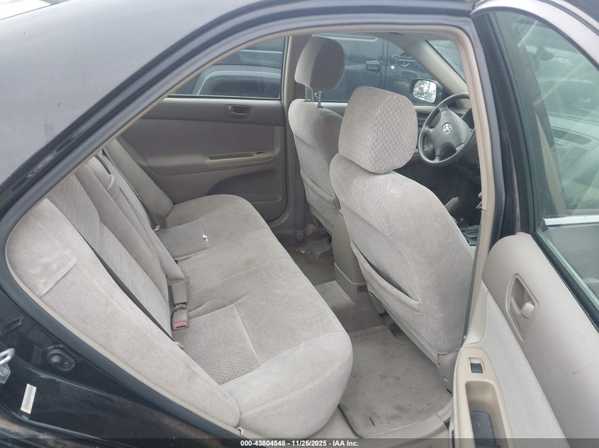 2003 Toyota Camry Le VIN: 4T1BE32K33U165446 Lot: 43804548