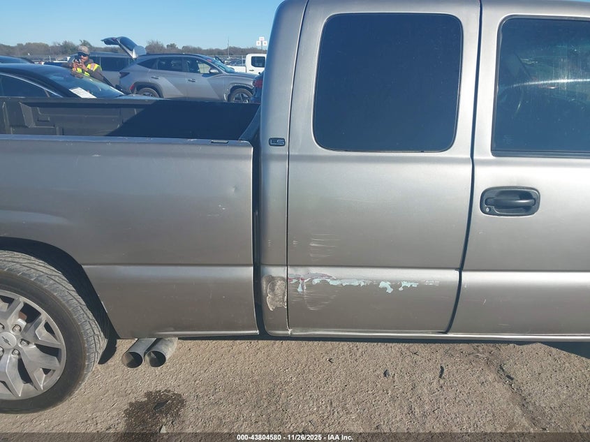 2001 Chevrolet Silverado 1500 Ls VIN: 2GCEC19V311116803 Lot: 43804580